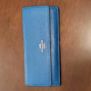 COACH 52331 long wallet turquoise blue fashionable design color